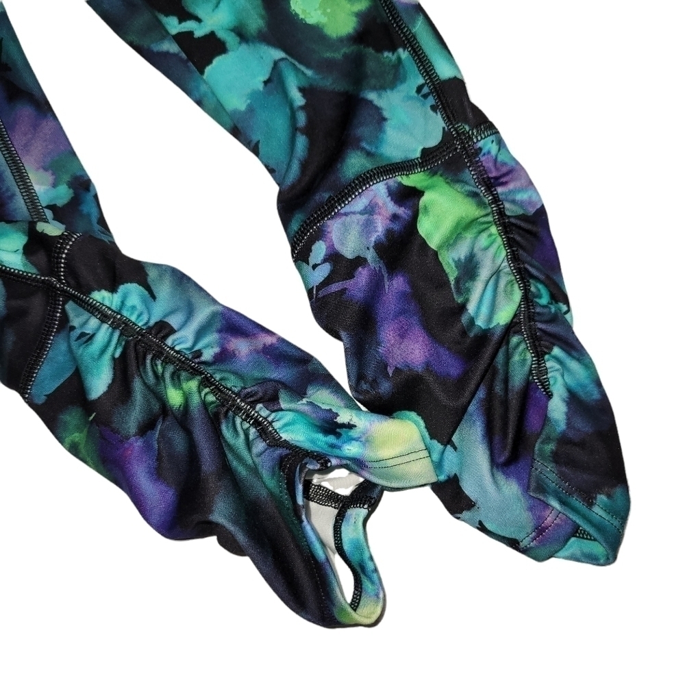 All In Motion Cropped Leggings - Picture 3 of 6